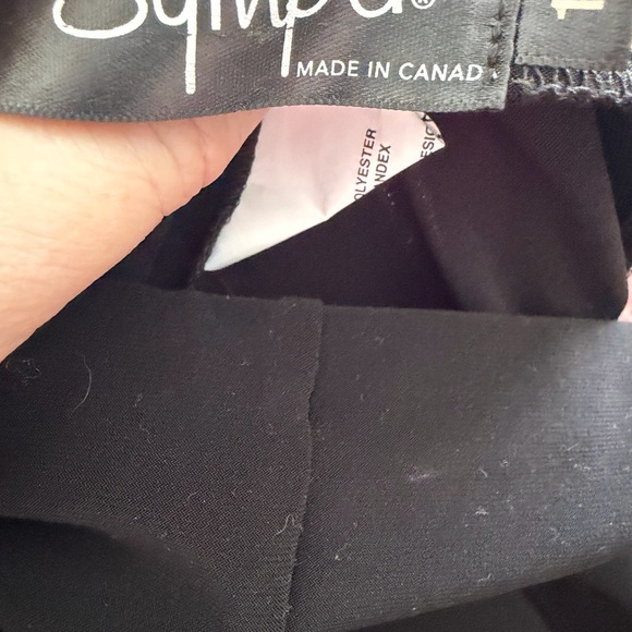 Sympli 2 Pc Asymmetrical Tunic Legging Set Black 12
Travel mature stretch - Picture 9 of 11